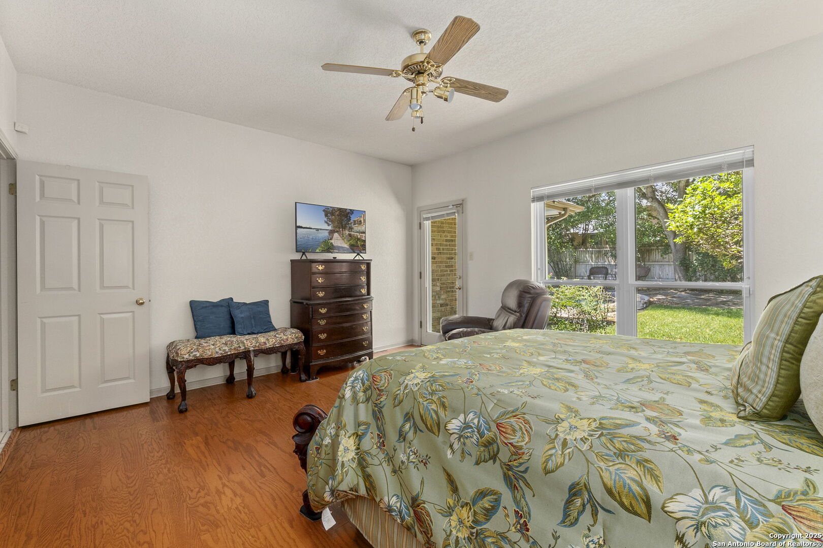 1611 Eagle Point