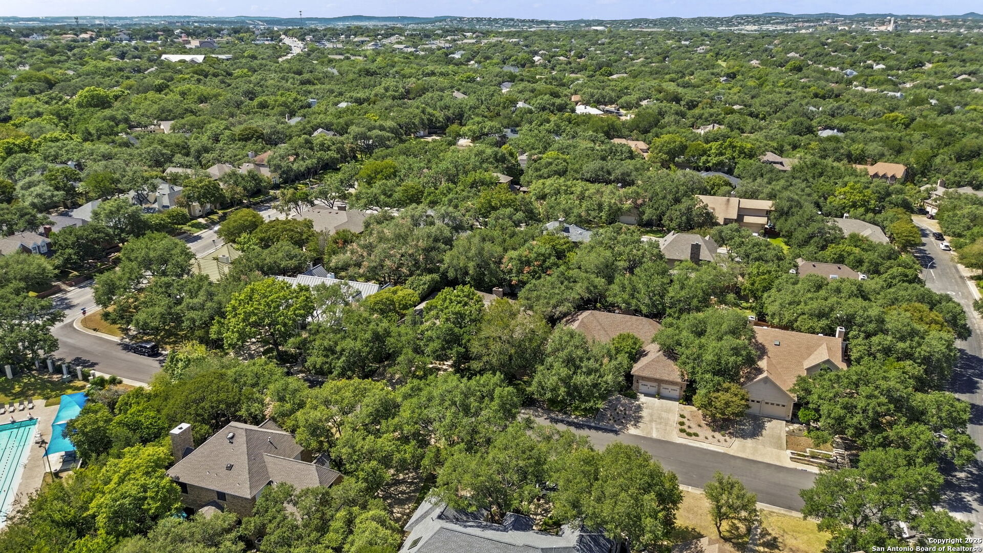 1611 Eagle Point