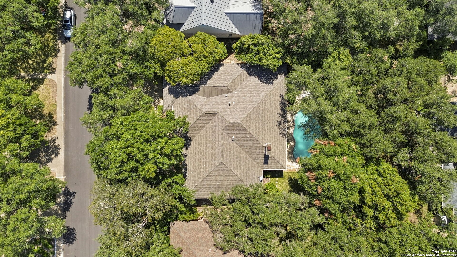1611 Eagle Point