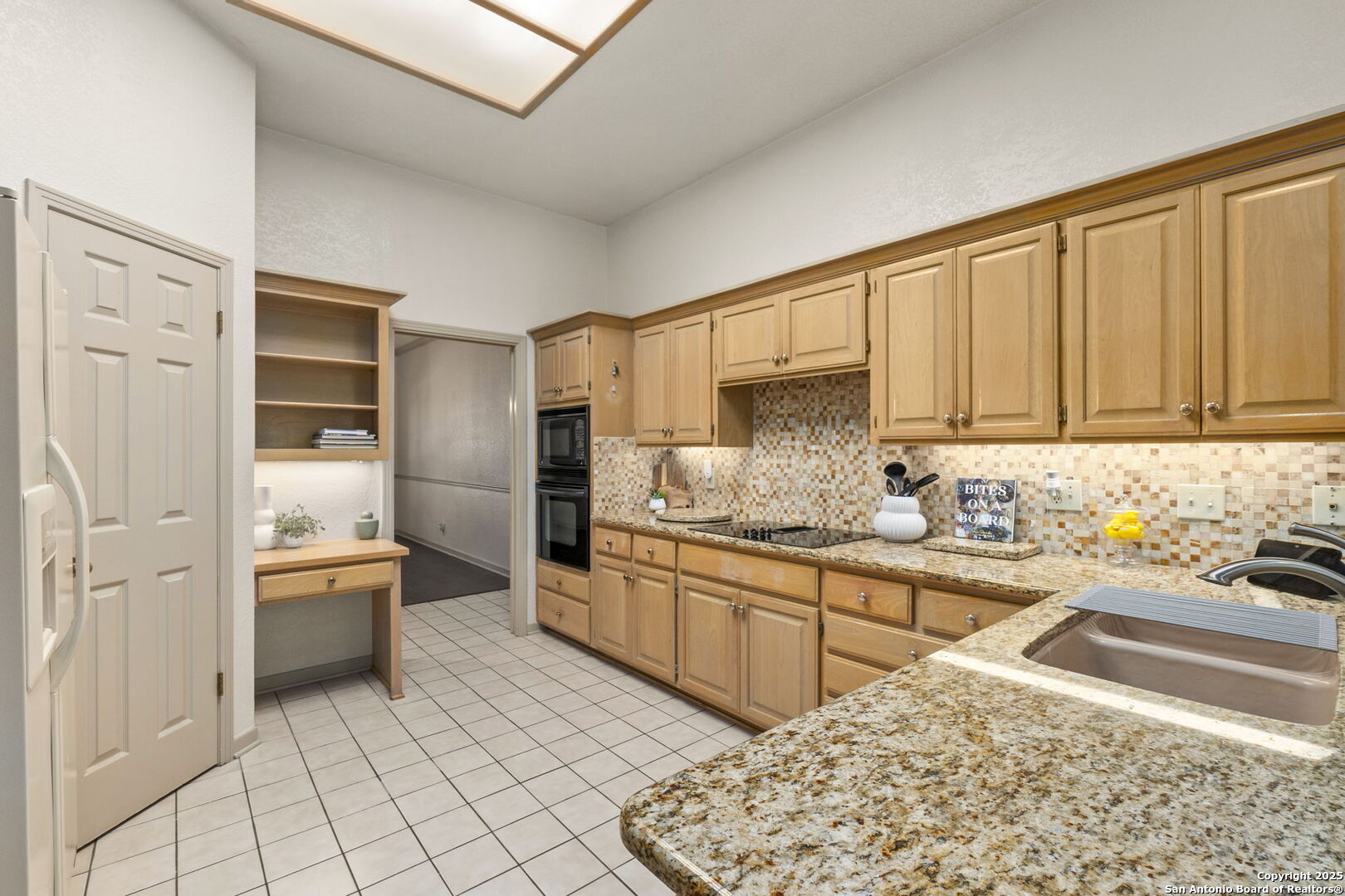 1611 Eagle Point