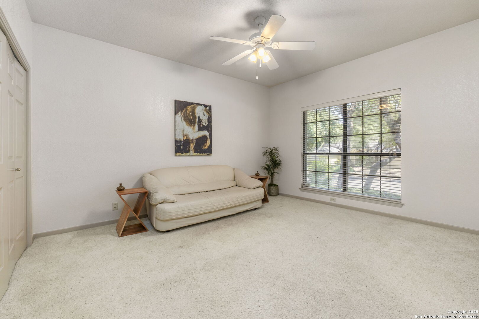 1611 Eagle Point