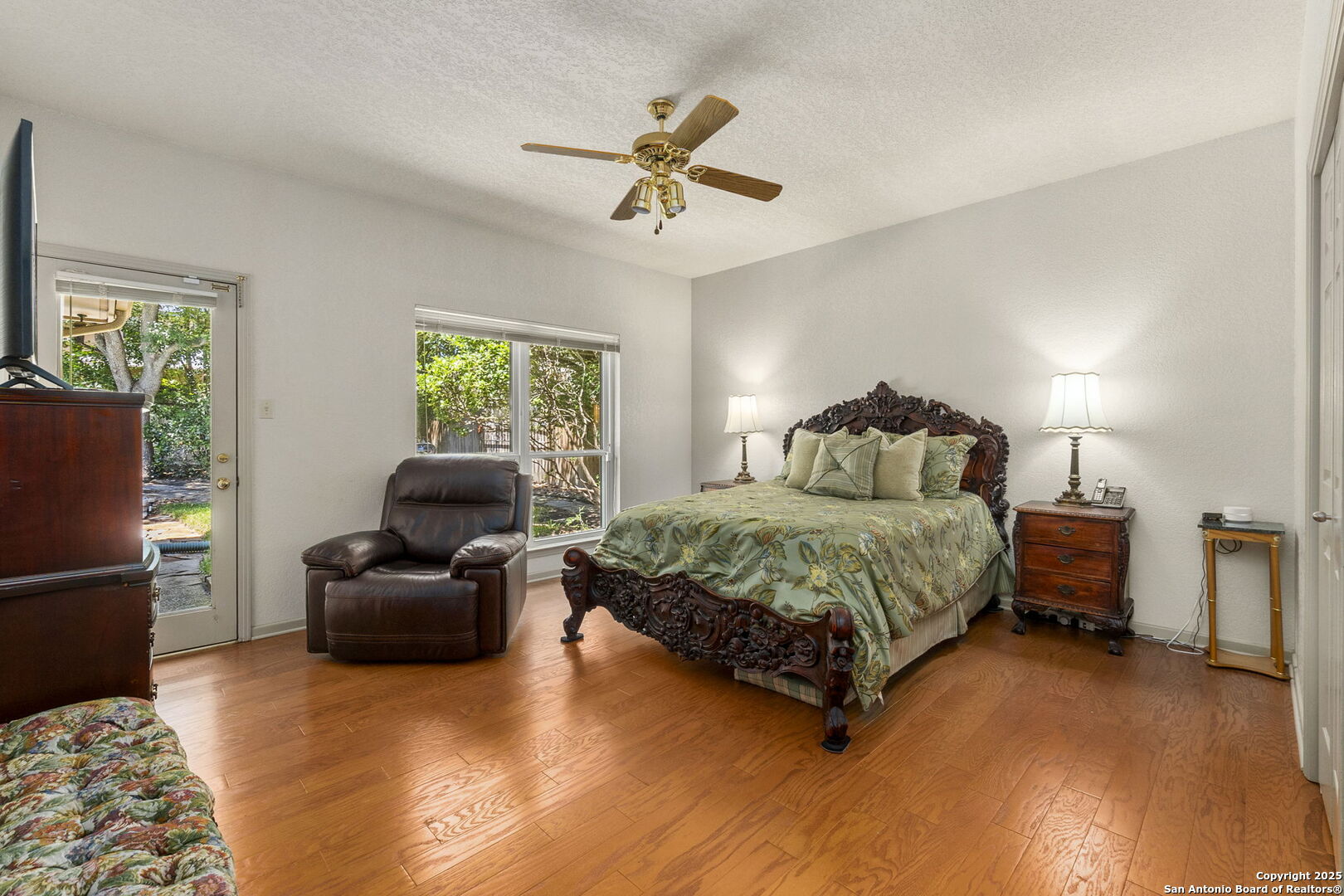 1611 Eagle Point