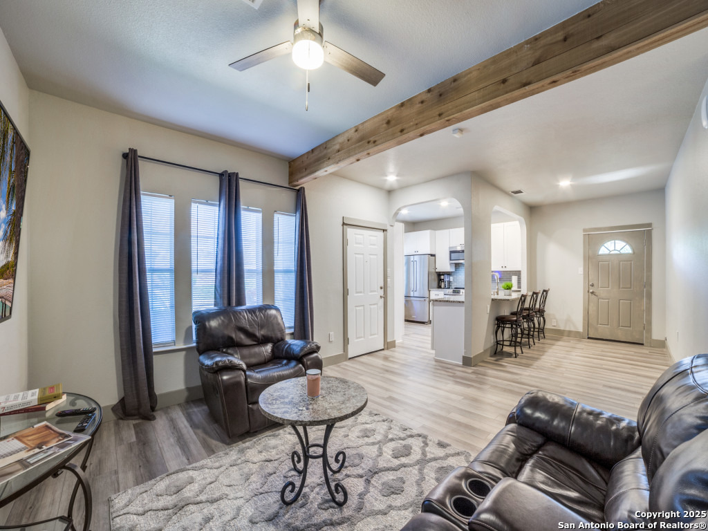 7610 Crown Ledge