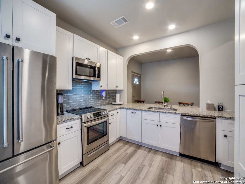 7610 Crown Ledge
