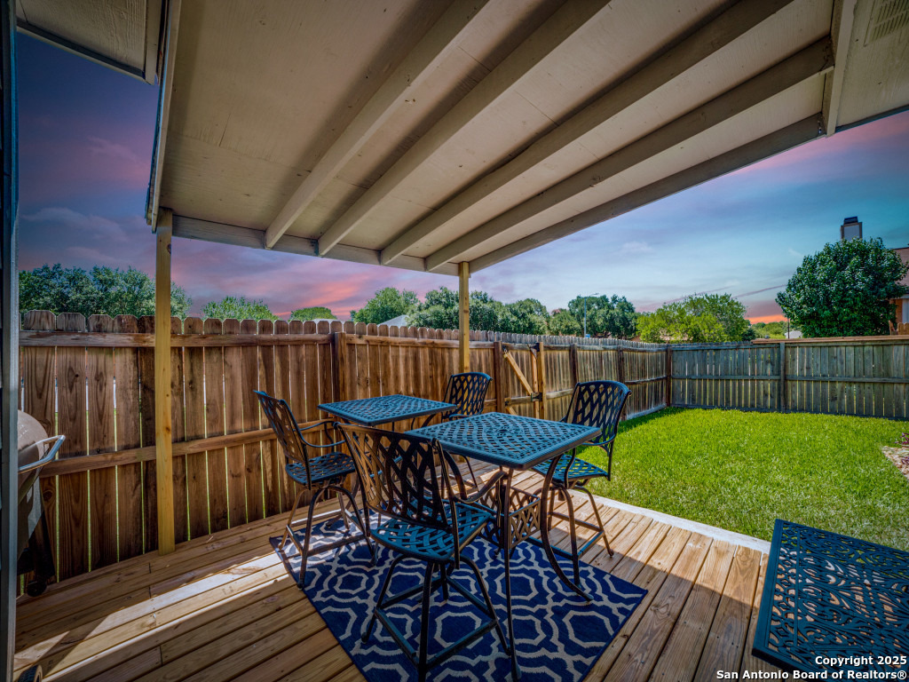 7610 Crown Ledge