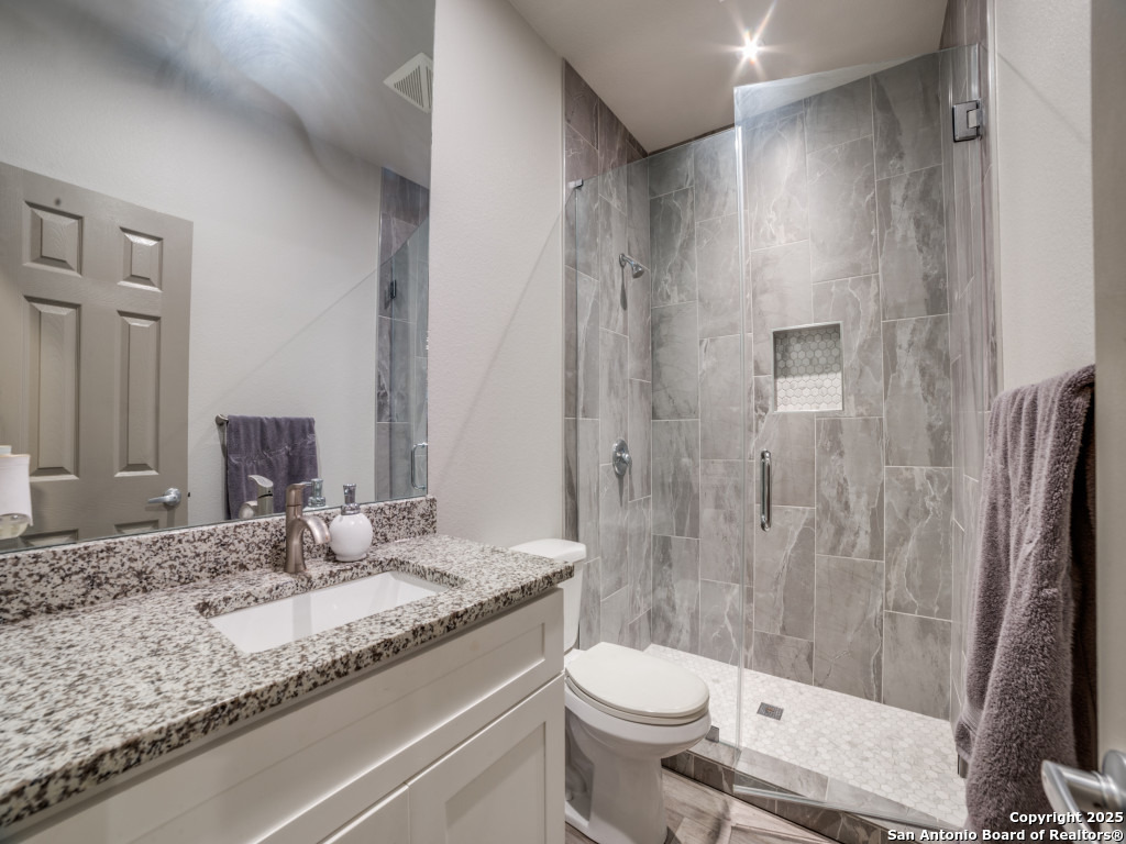 7610 Crown Ledge