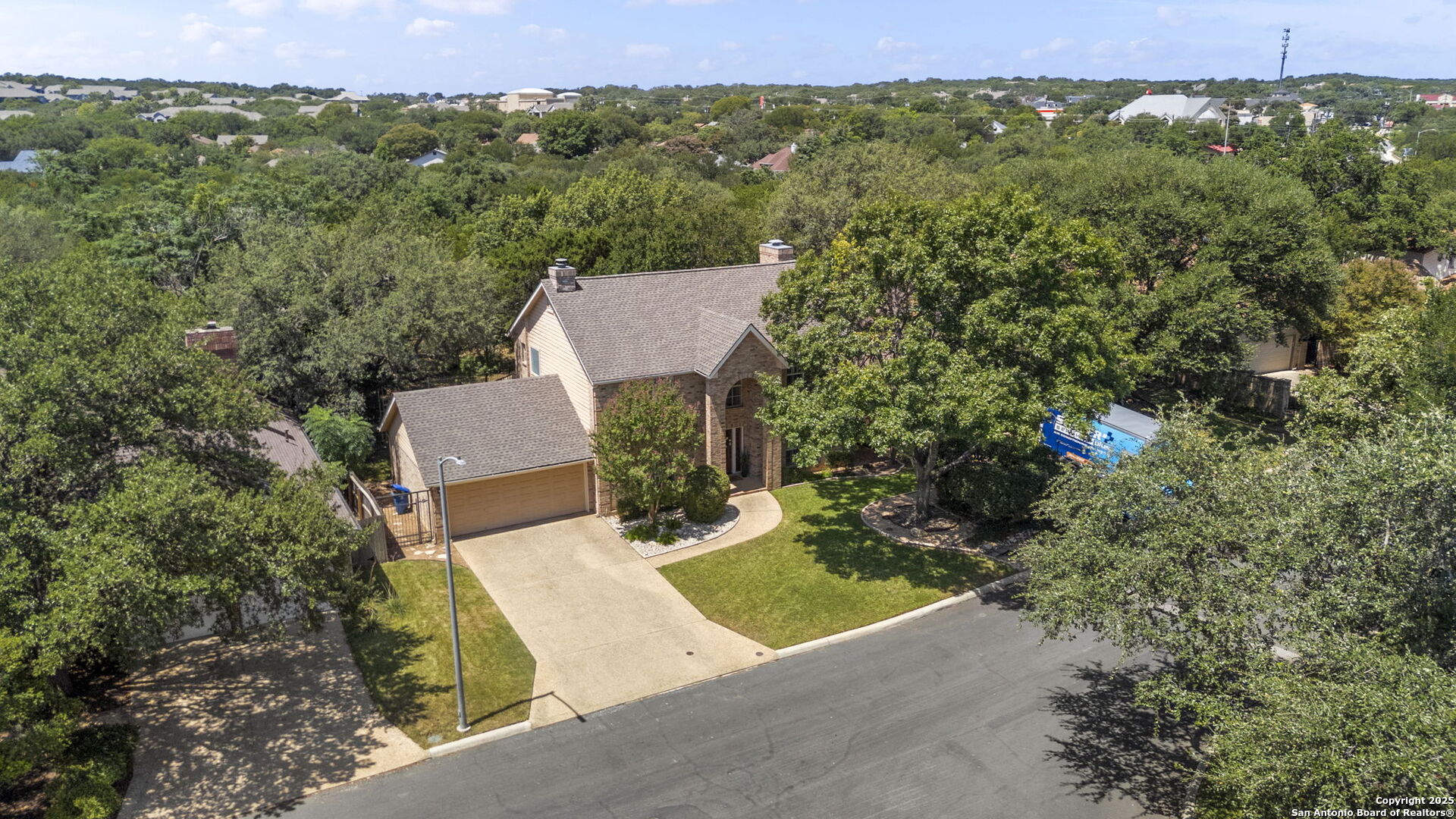 42 Courtside Cir