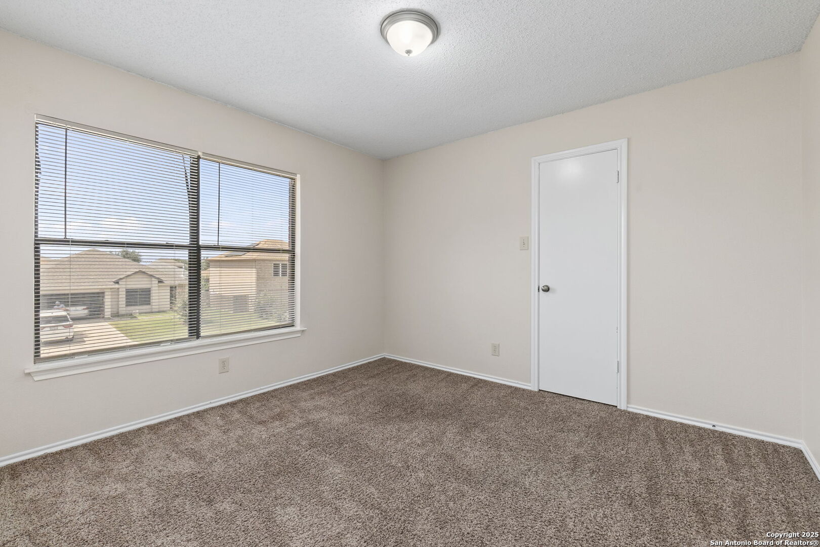 8023 Chestnut Cedar