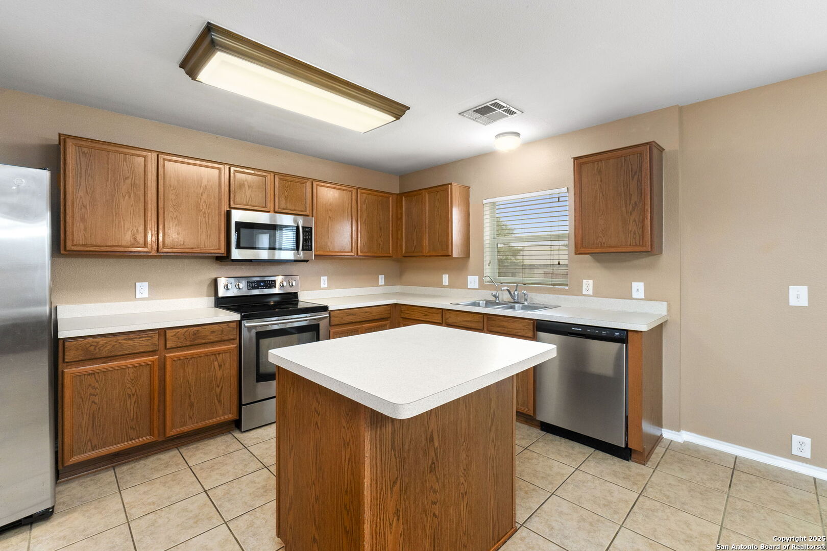 9030 Timber Laurel