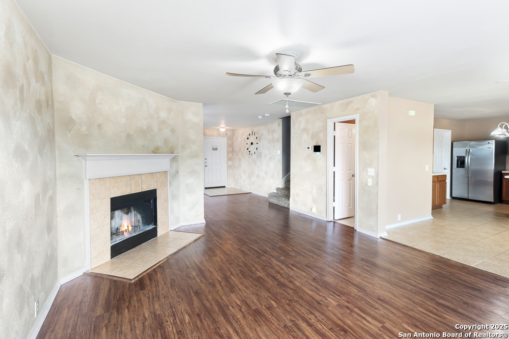 9030 Timber Laurel