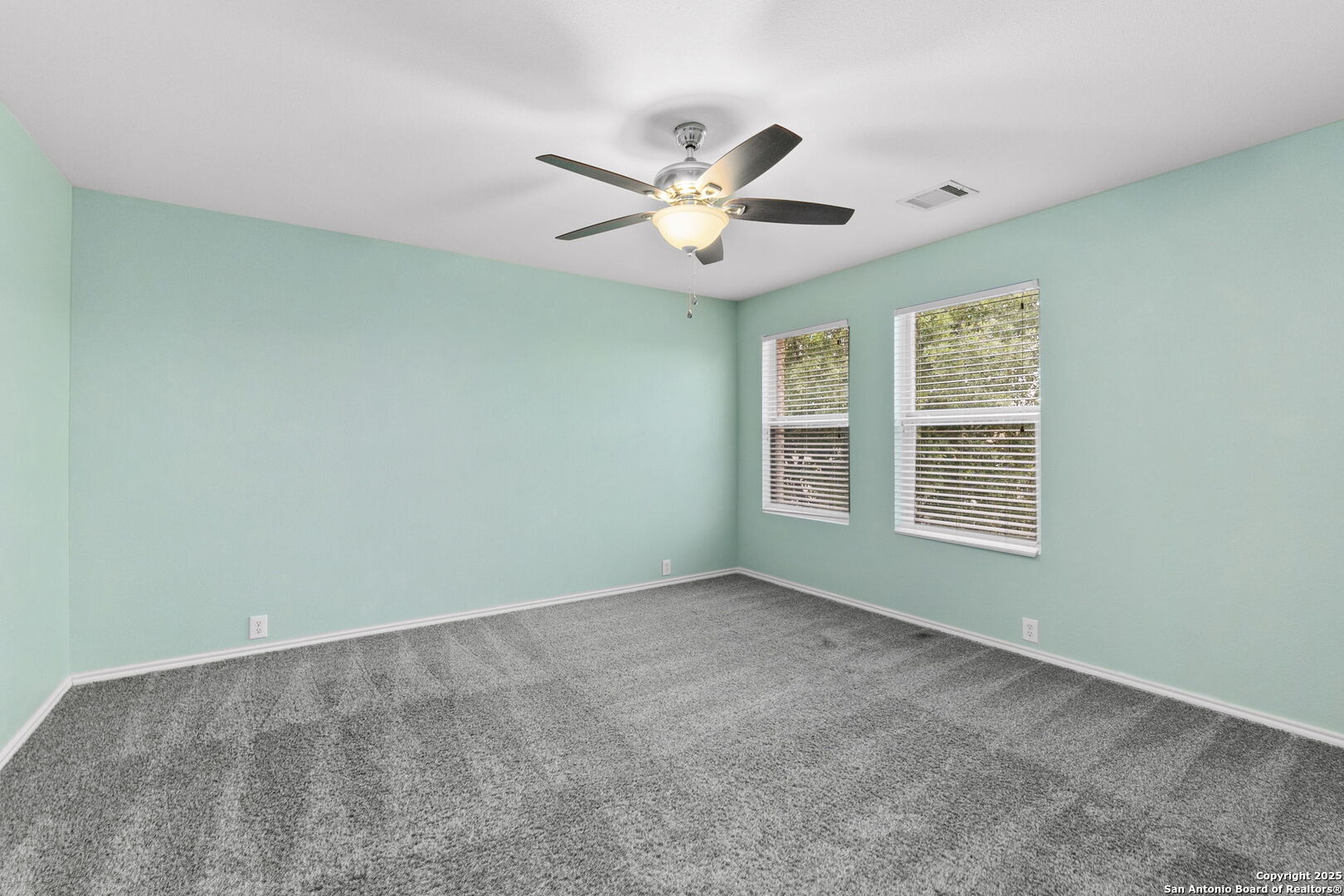 9030 Timber Laurel