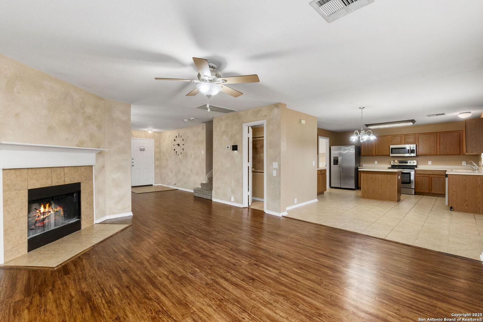 9030 Timber Laurel