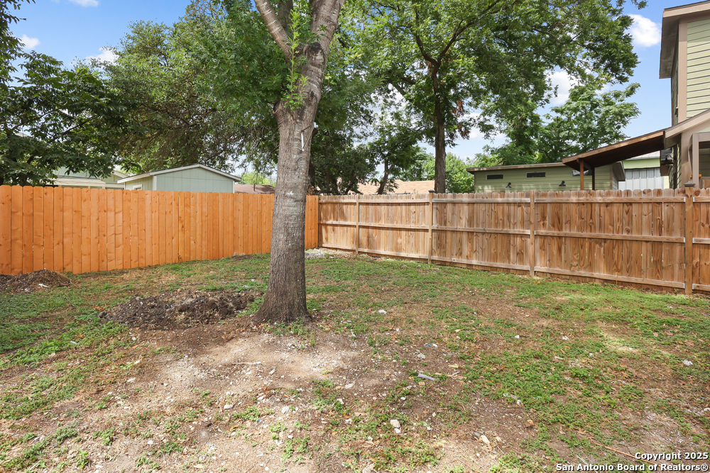 926 Nolan St