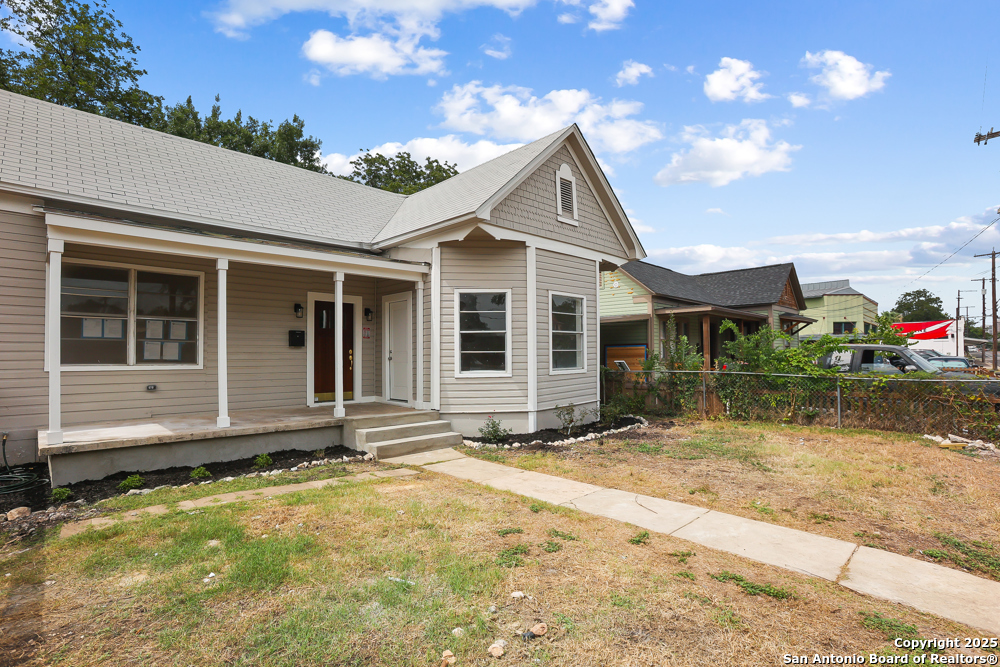 926 Nolan St