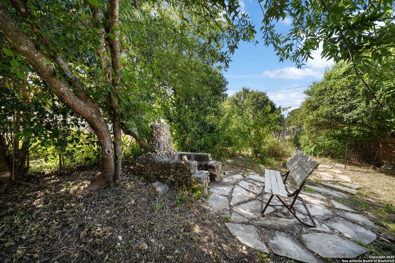 342 Cherokee Dr