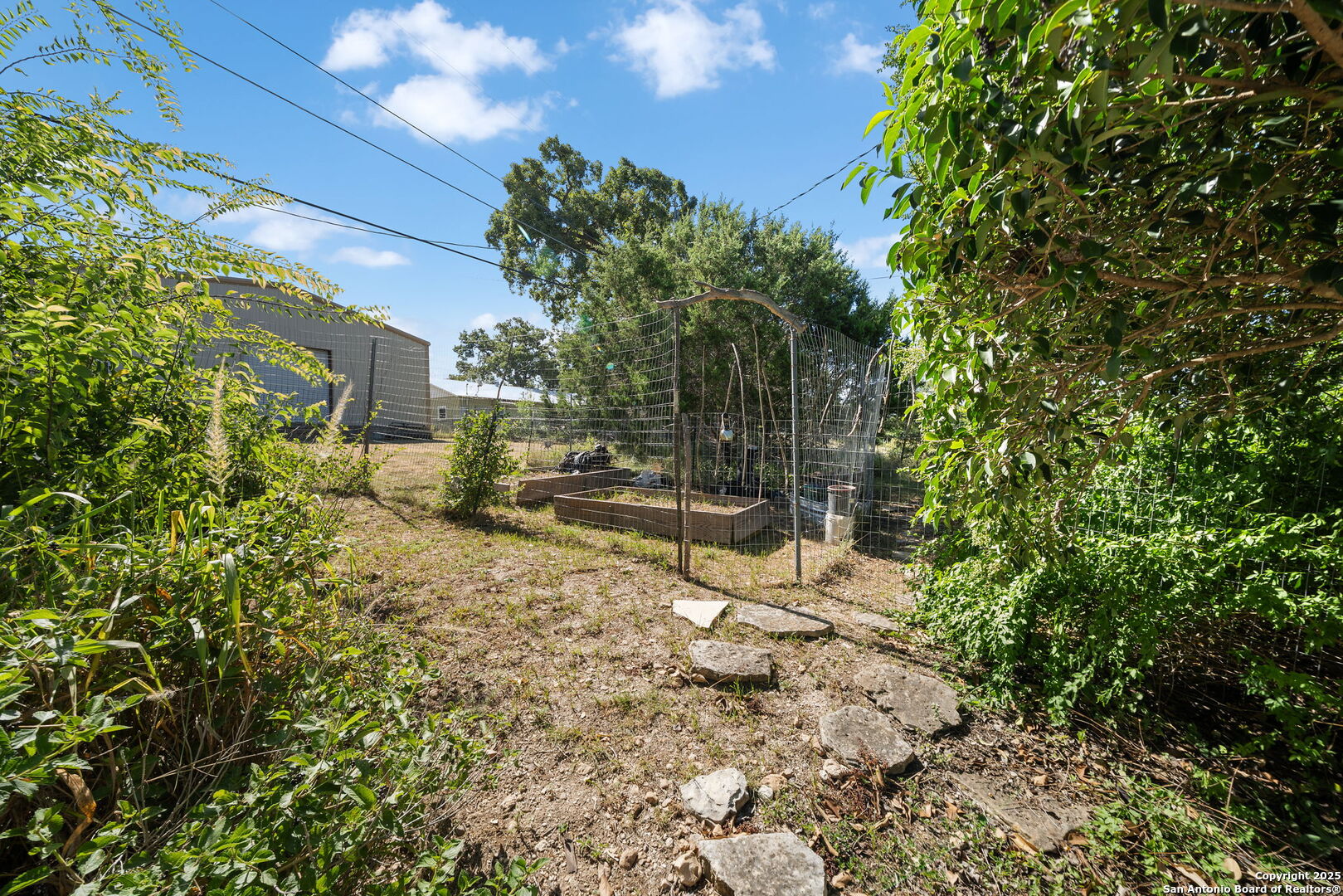 342 Cherokee Dr