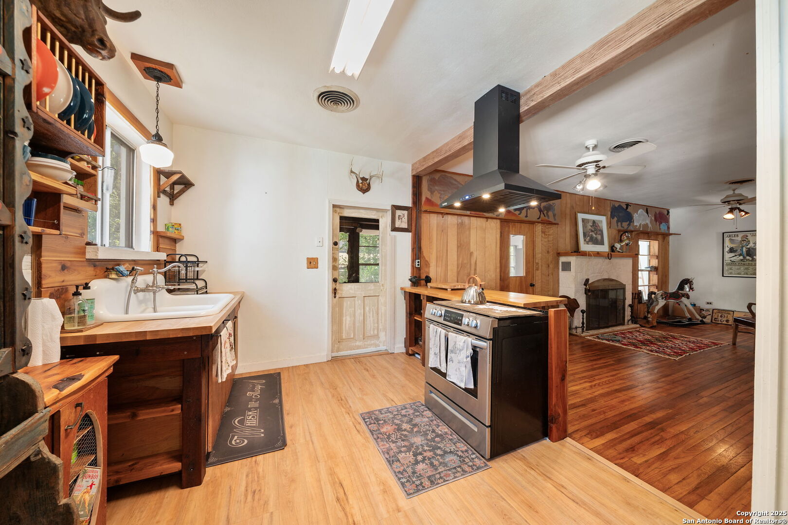 342 Cherokee Dr