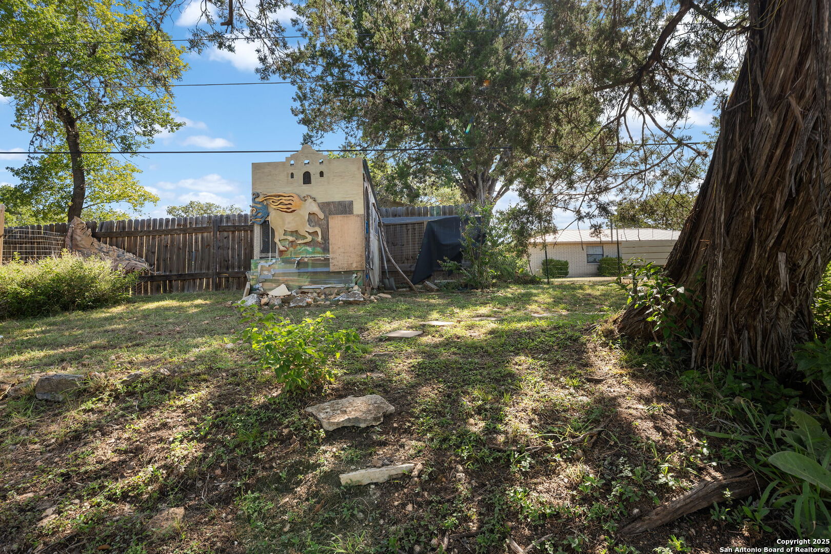342 Cherokee Dr