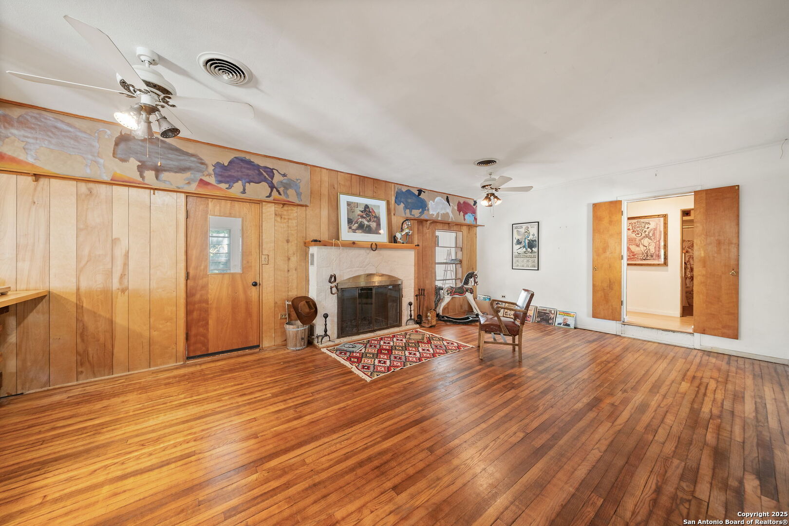 342 Cherokee Dr