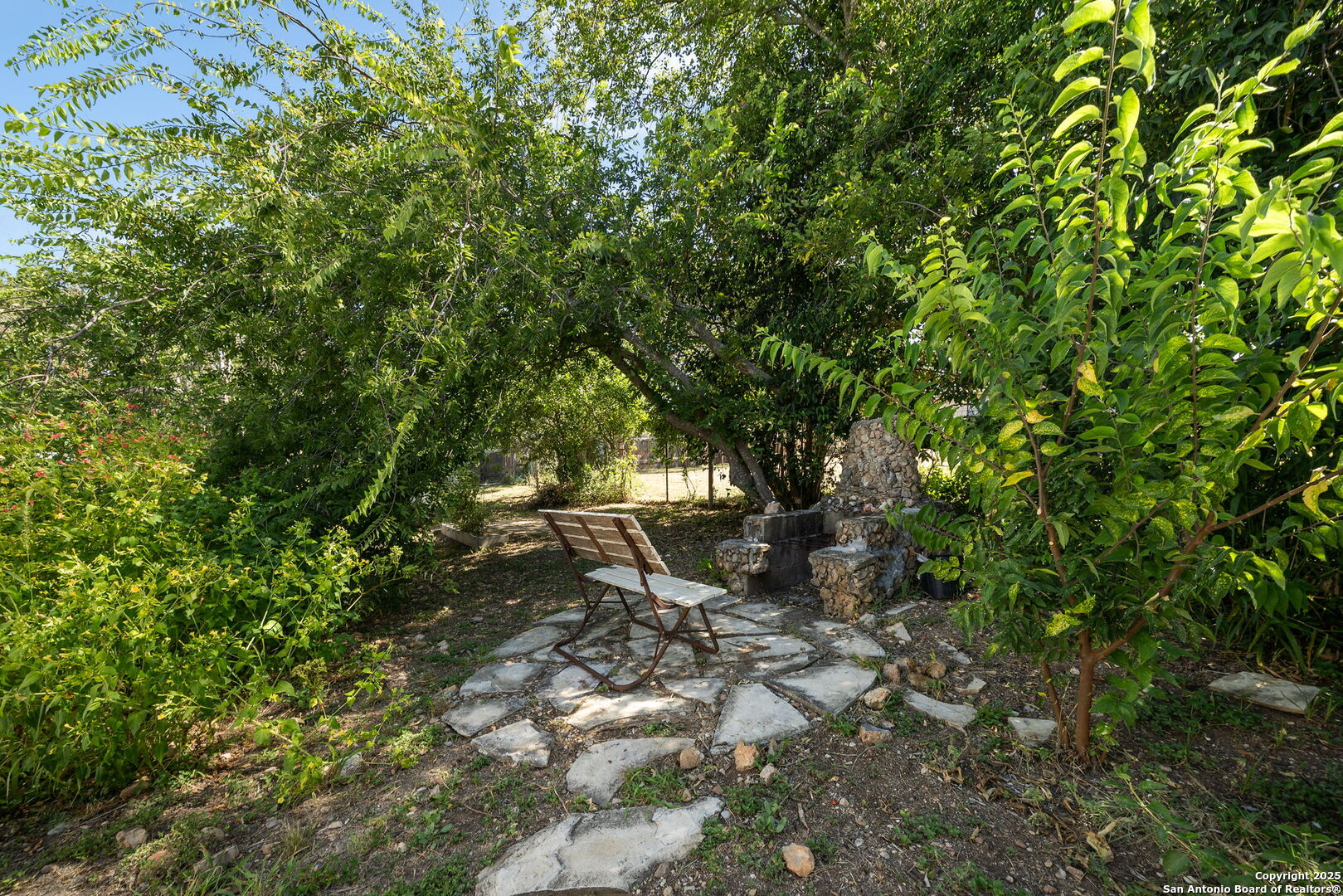 342 Cherokee Dr