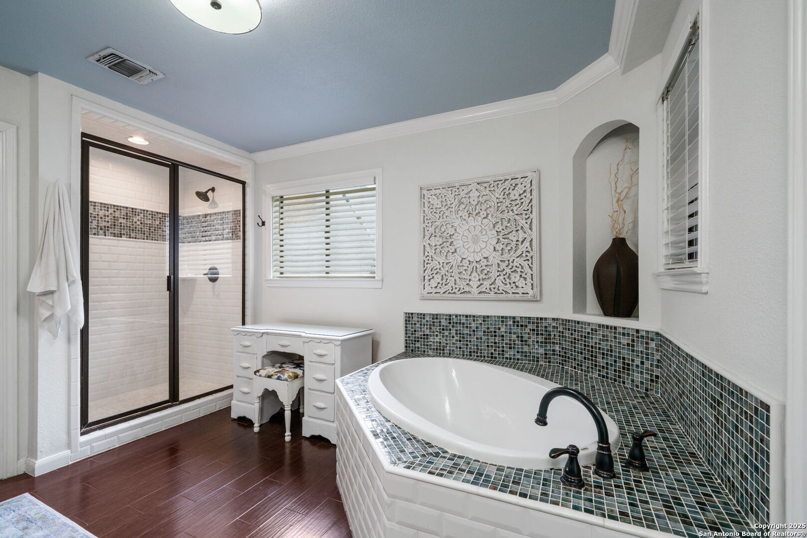15427 Pebble Gate