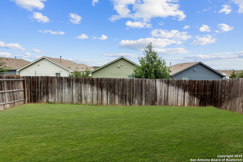 13907 Silos Meadows