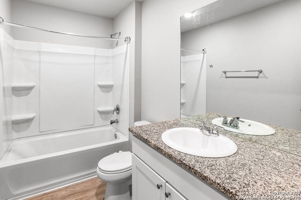 13907 Silos Meadows