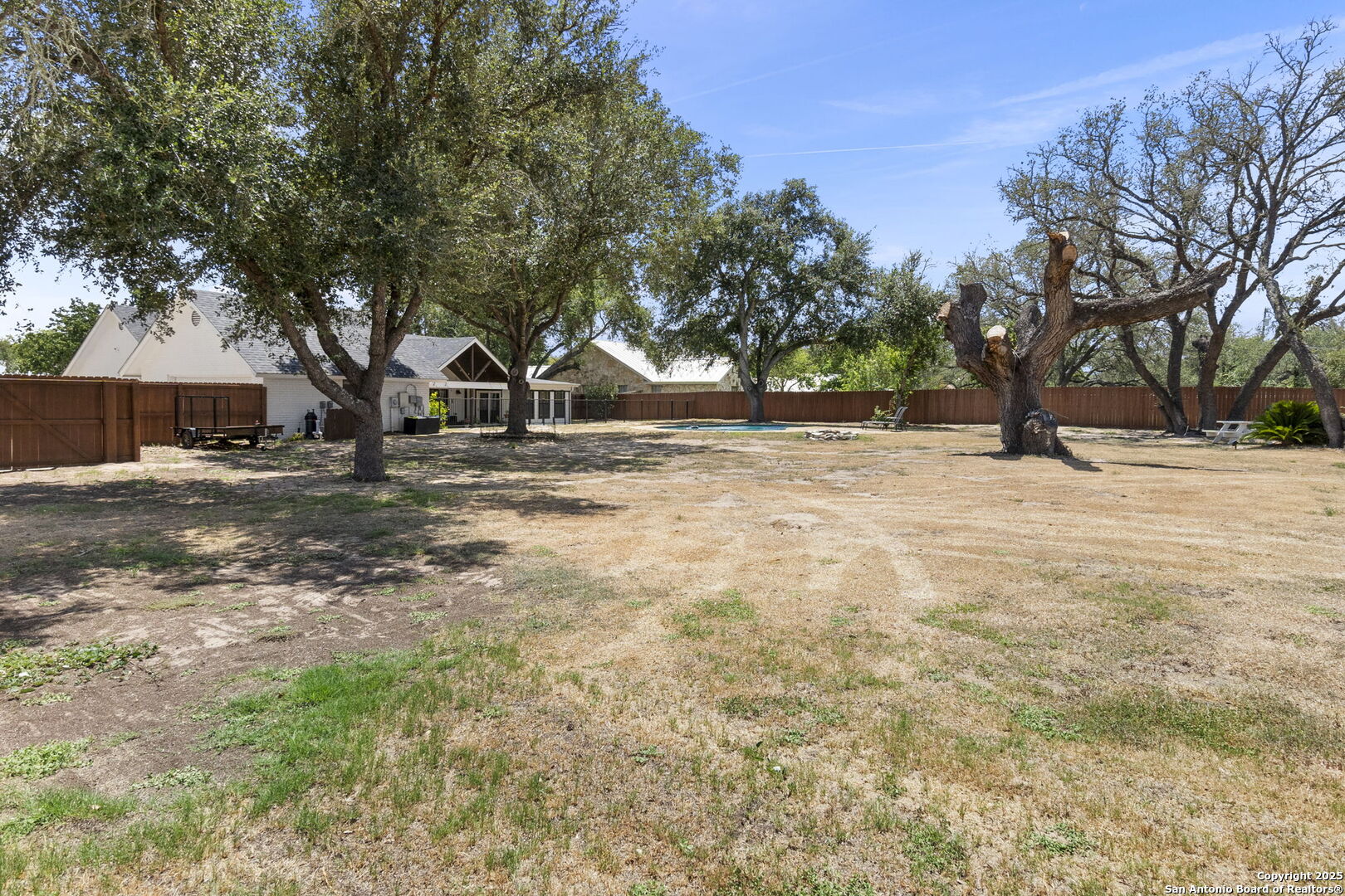 1616 Continental Dr W
