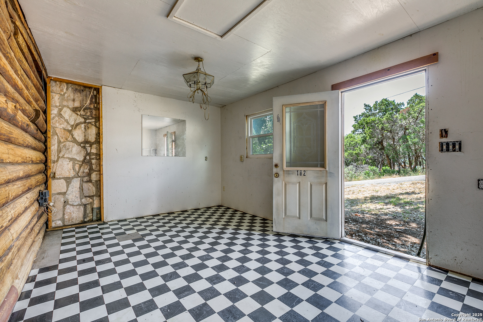 162 Water View Dr.