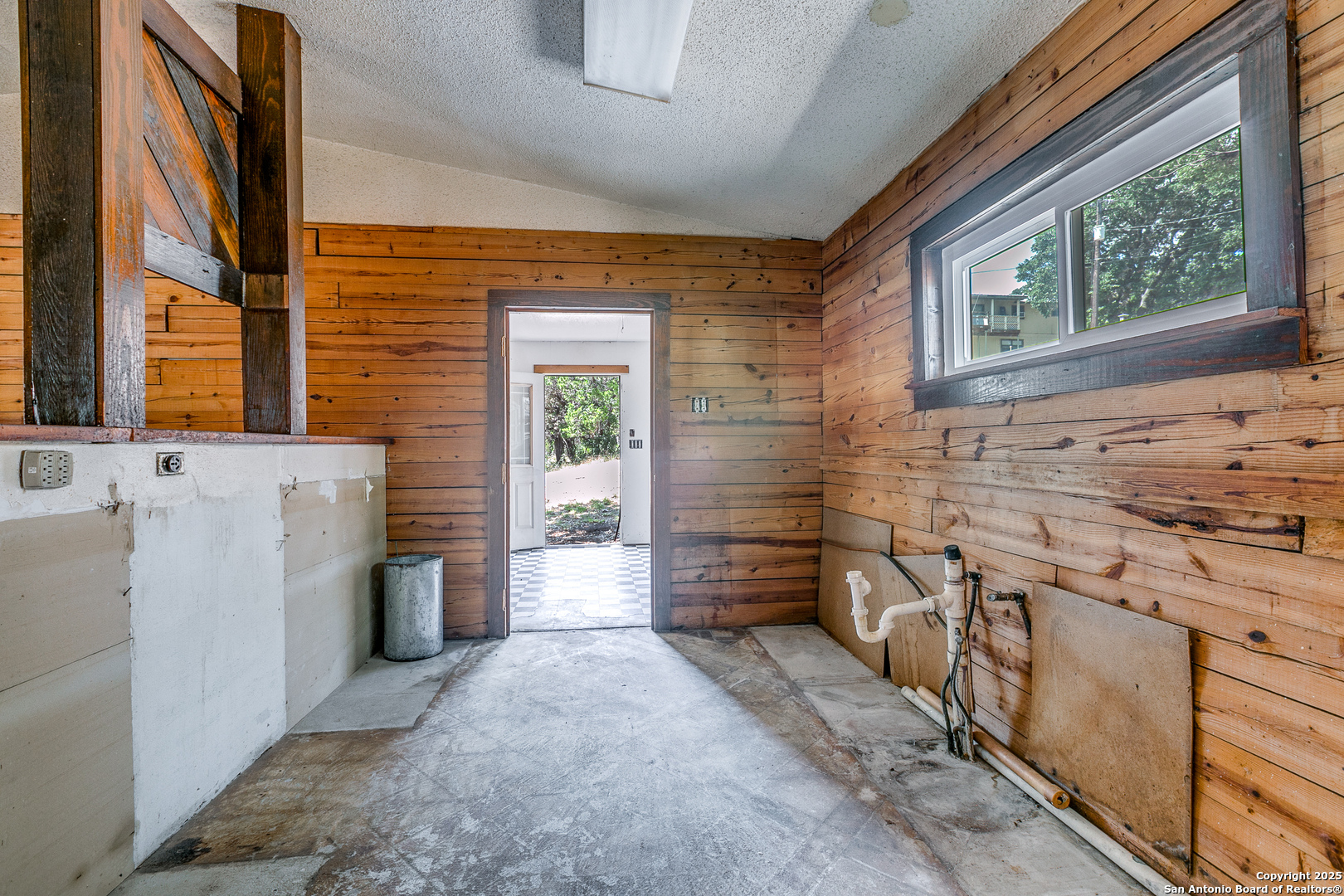 162 Water View Dr.