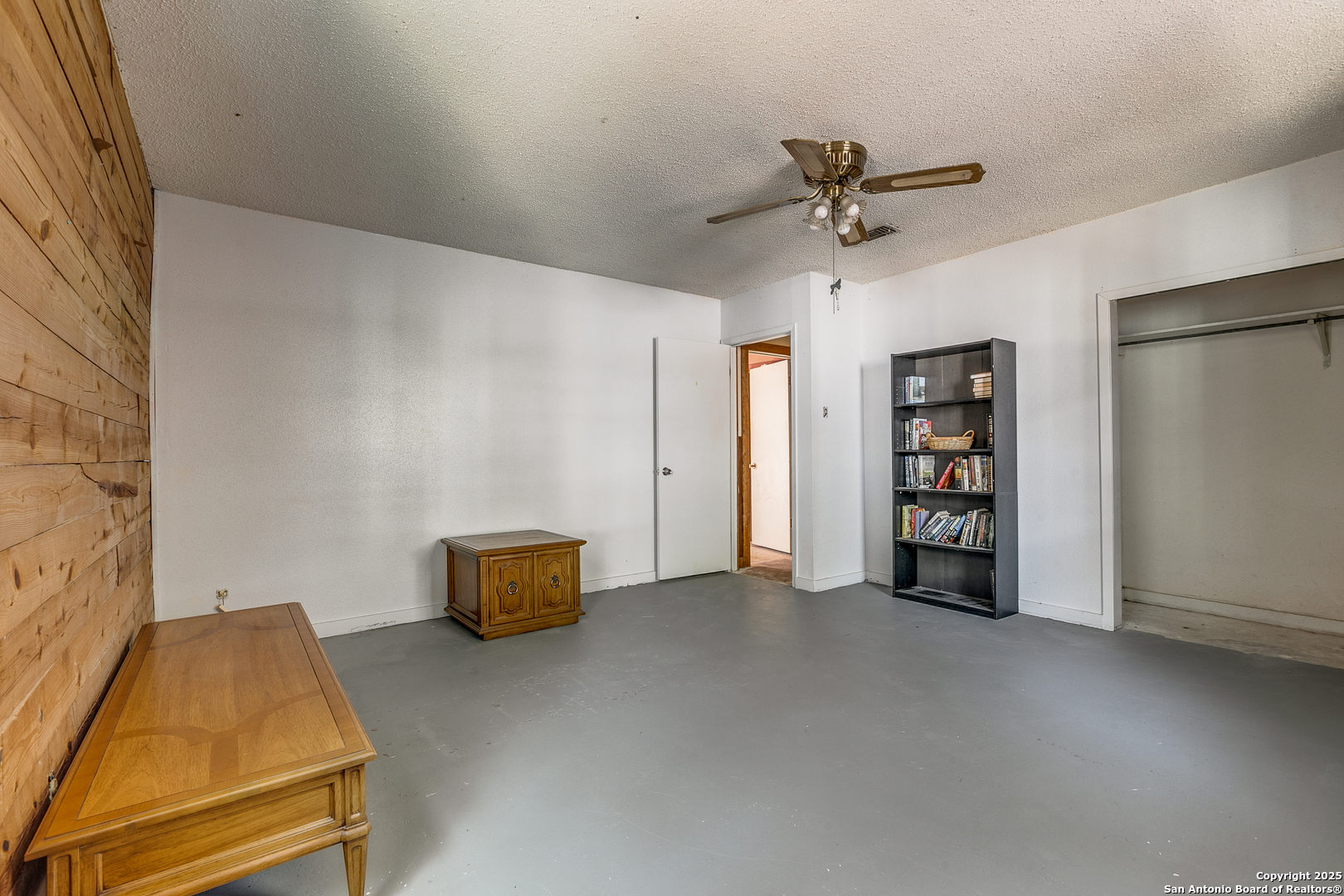 162 Water View Dr.