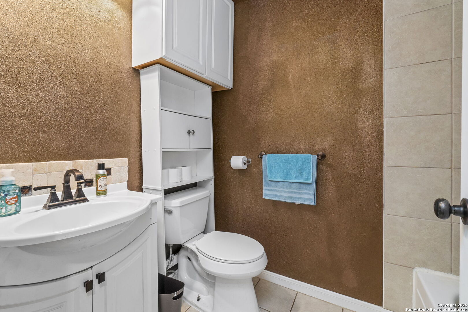 4907 Longfellow