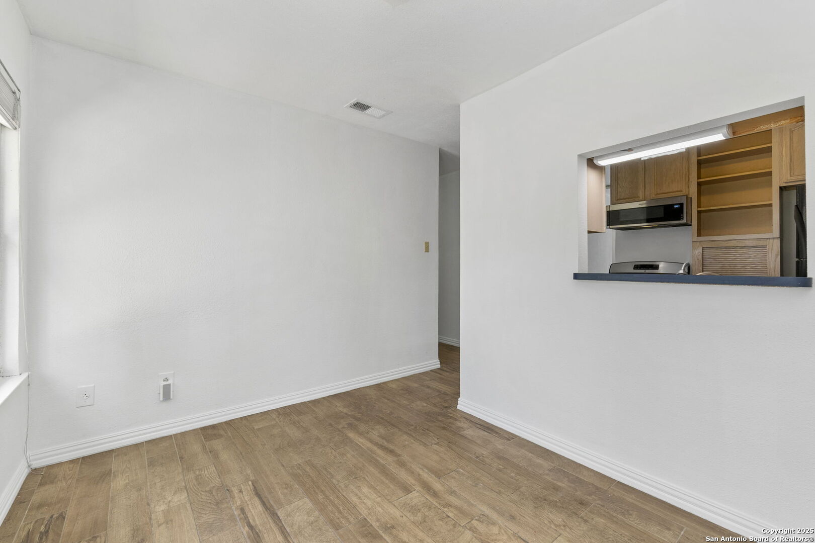 4907 Longfellow