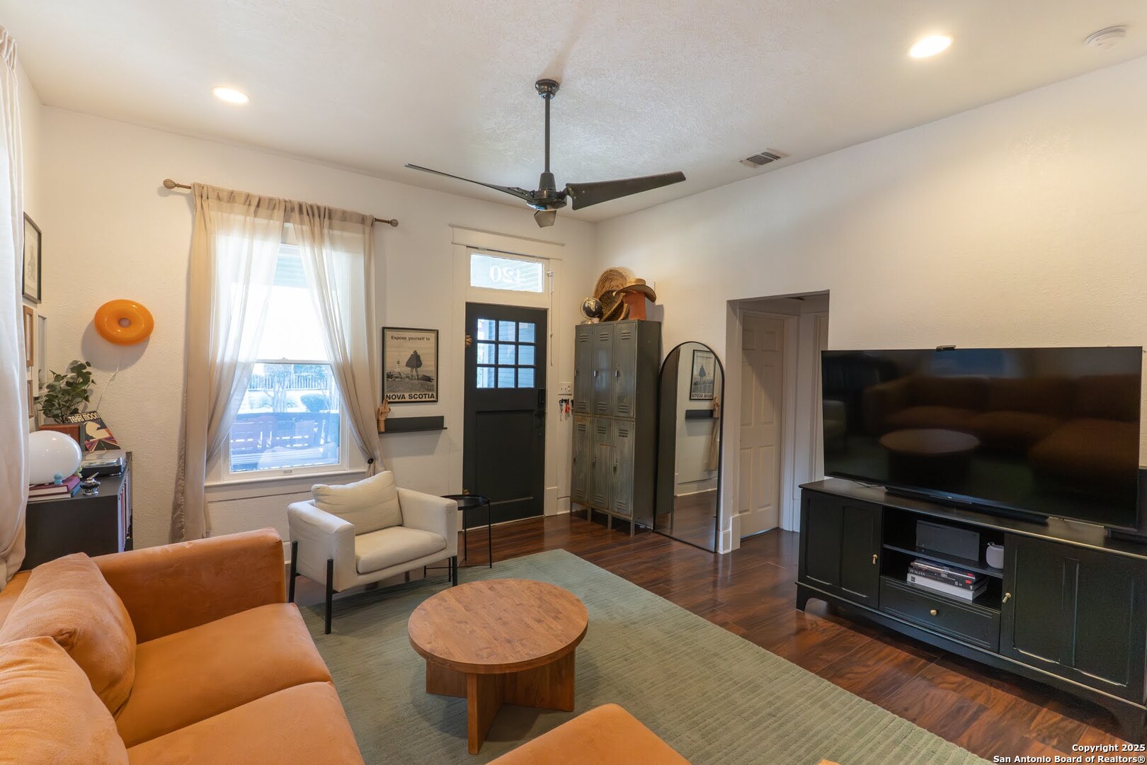 420 Devine
