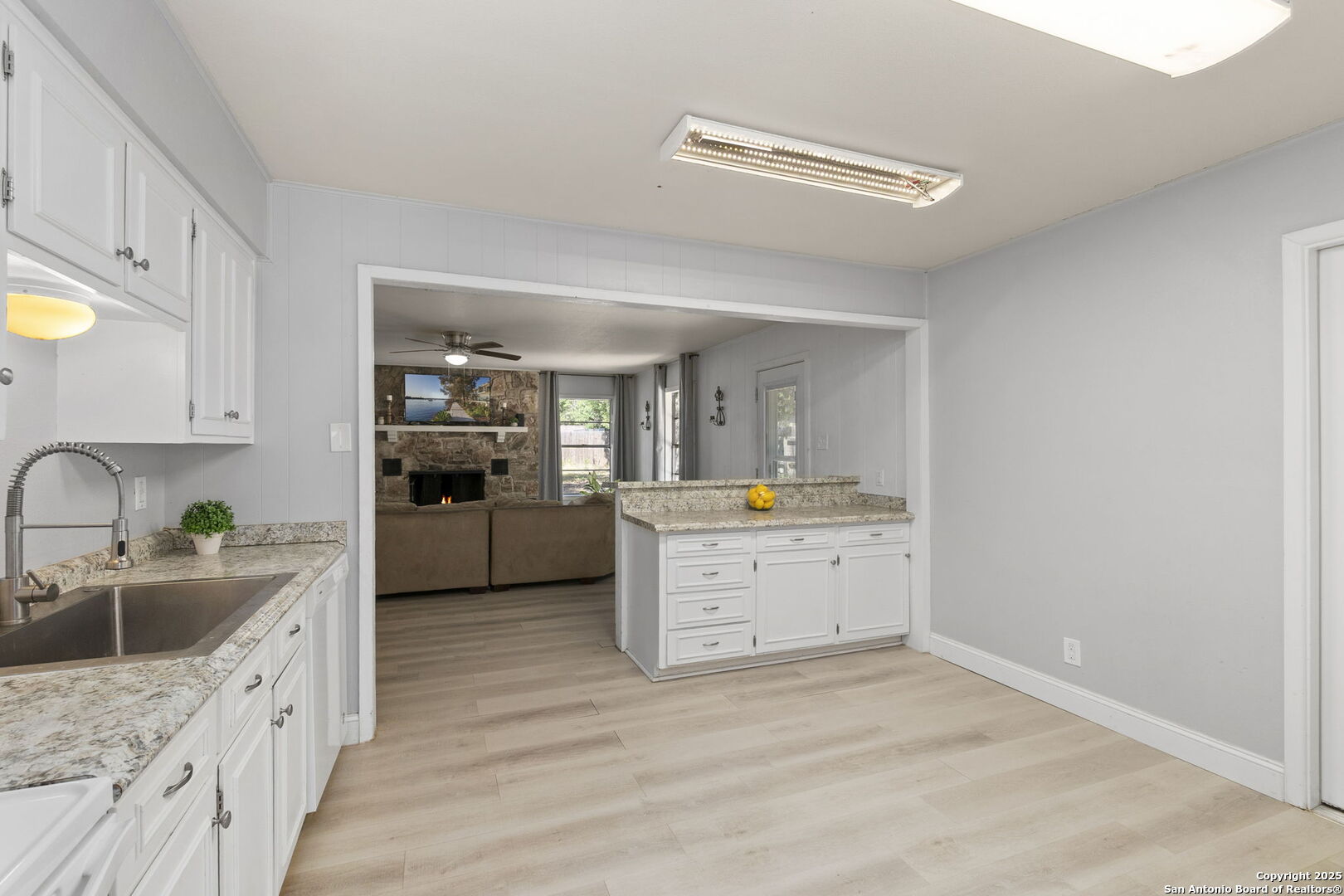 3703 Autumn Lane