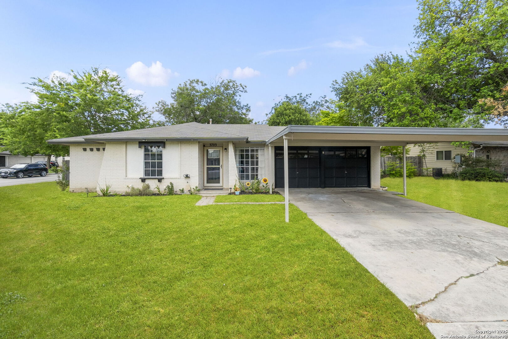 3703 Autumn Lane