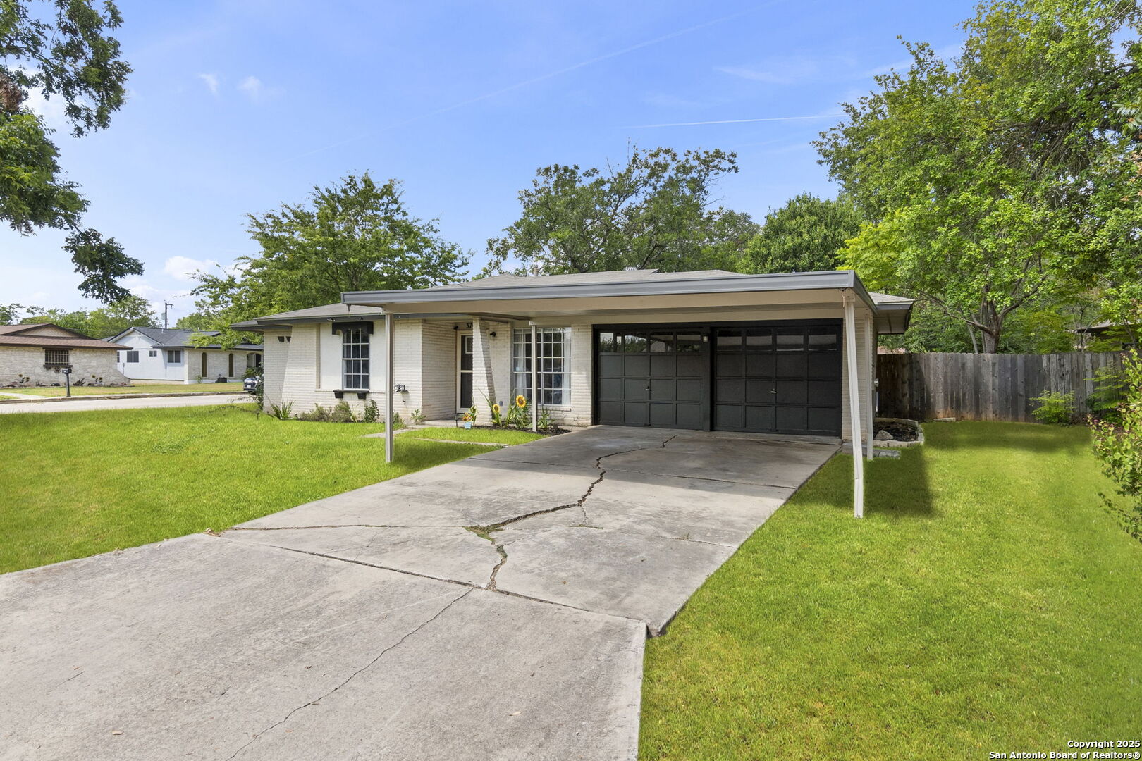 3703 Autumn Lane