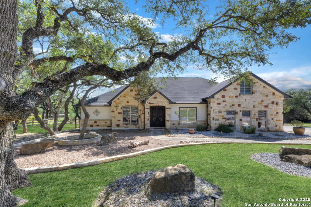 2437 River Way