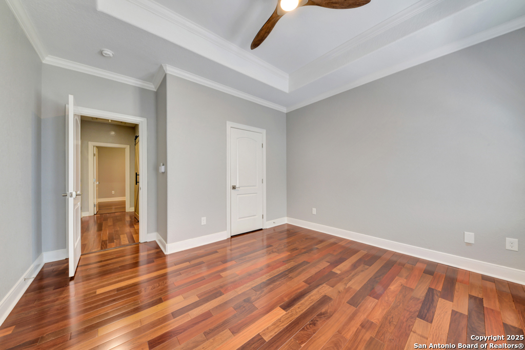 2437 River Way