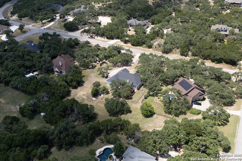 2437 River Way