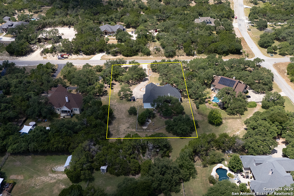 2437 River Way