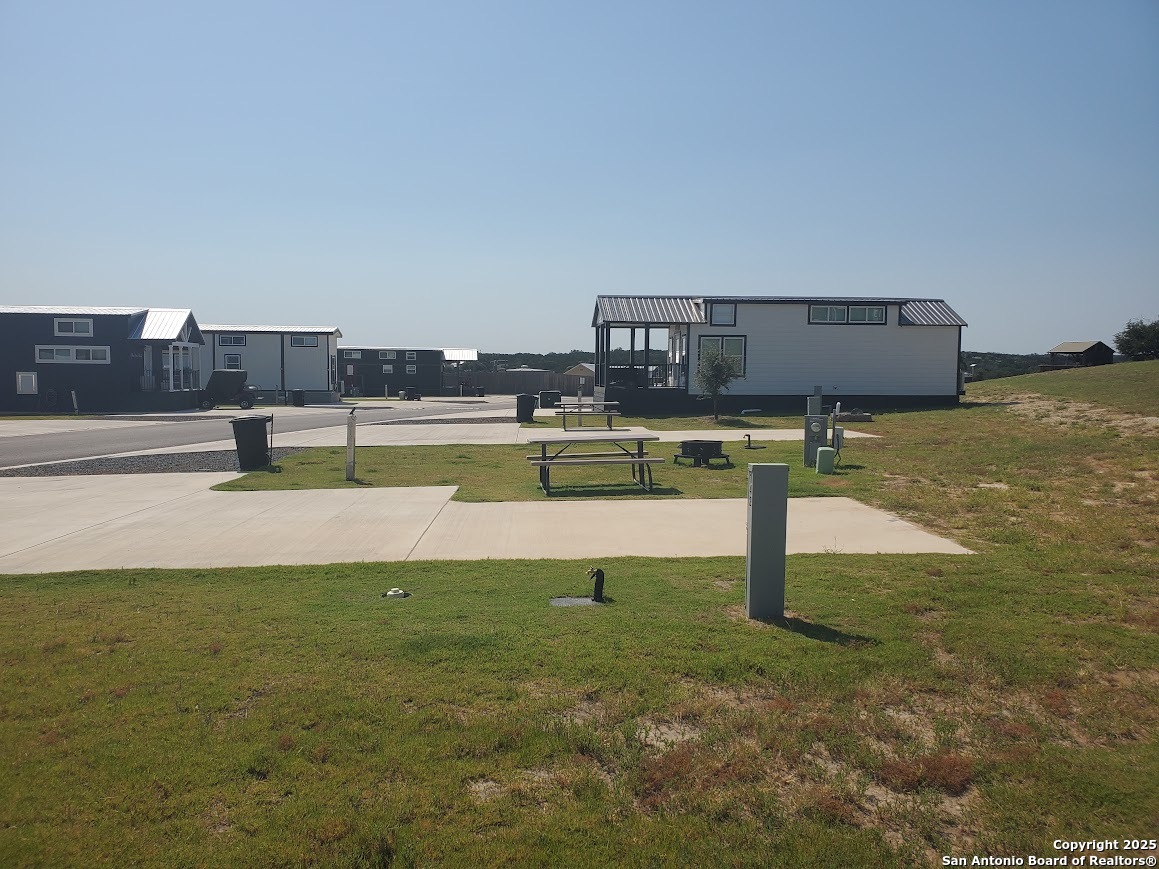 5386 Ranch Road 1376 #142