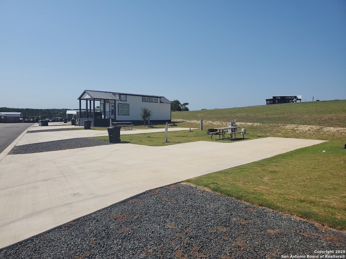 5386 Ranch Road 1376 #142