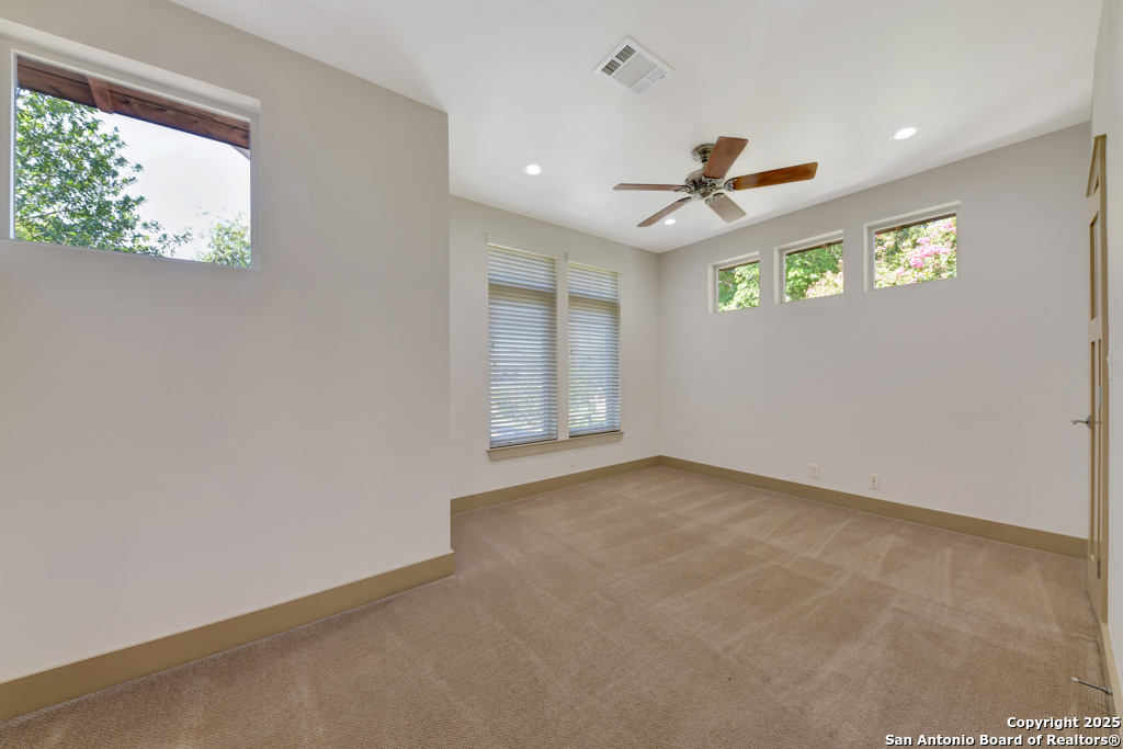 211 Inslee Ave