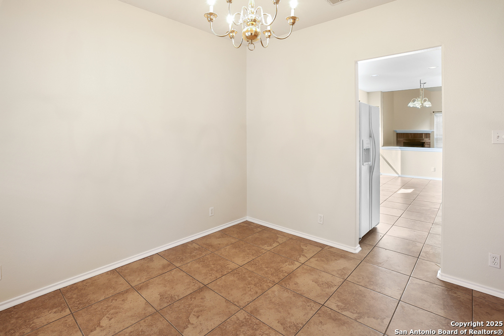 23623 Persian Hollow