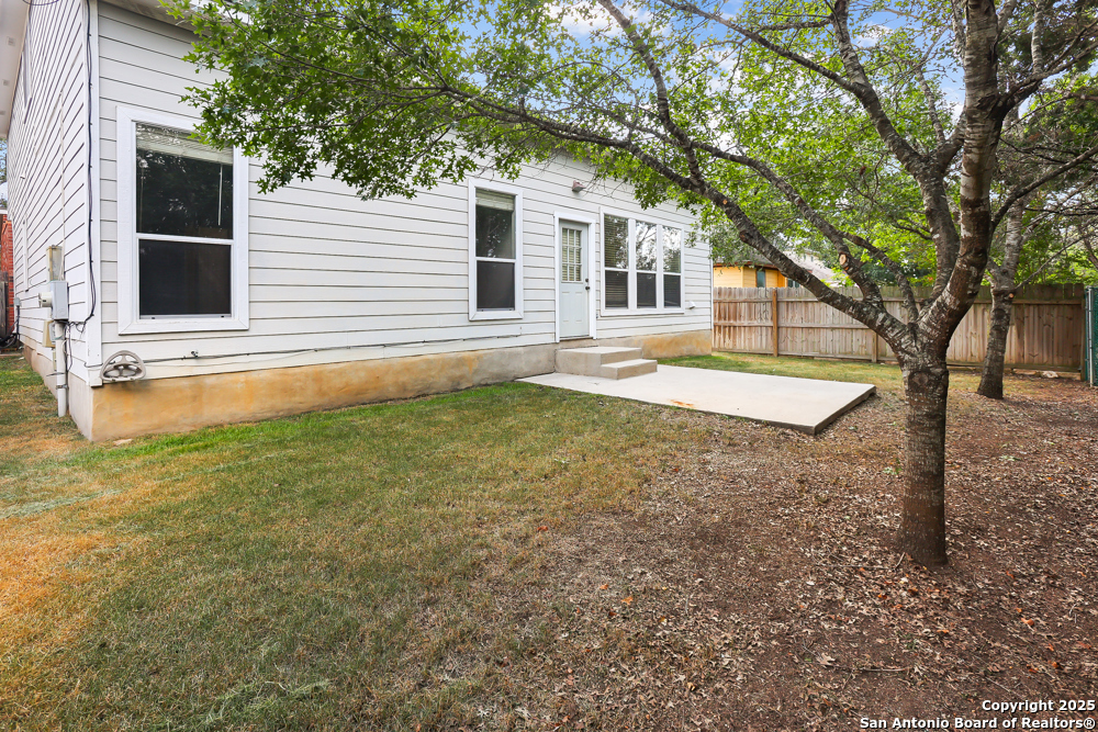 23623 Persian Hollow