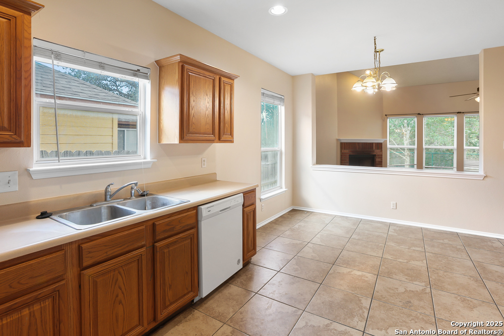 23623 Persian Hollow