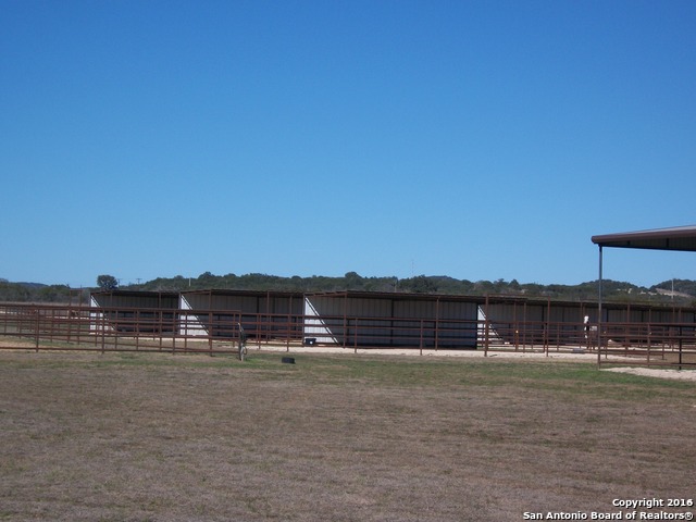 11217 FM 470