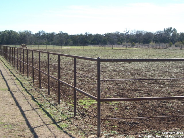 11217 FM 470