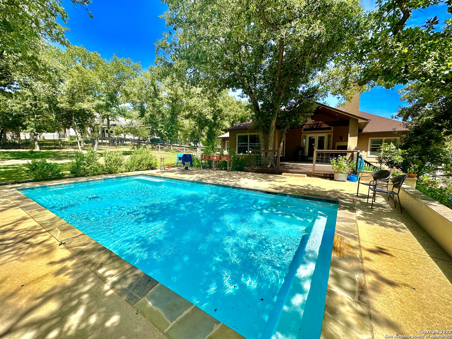 116 Hidden Forest Dr